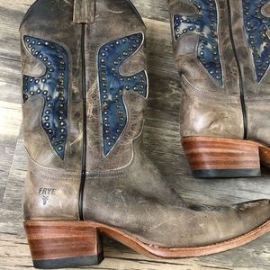 Frye boots grey